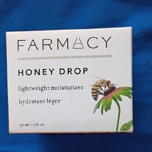 Farmacy Honey Drop Lightweight Moisturizer - White